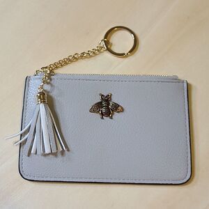 “Bee” Happy Card Holder/Keychain in Pebble Gray Light